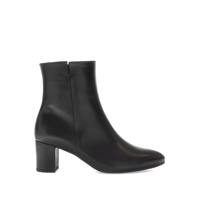 Gabor 75.701.27 Dial Black Leather Ankle Boot