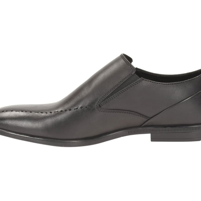 Clarks Bampton Free Black Leather