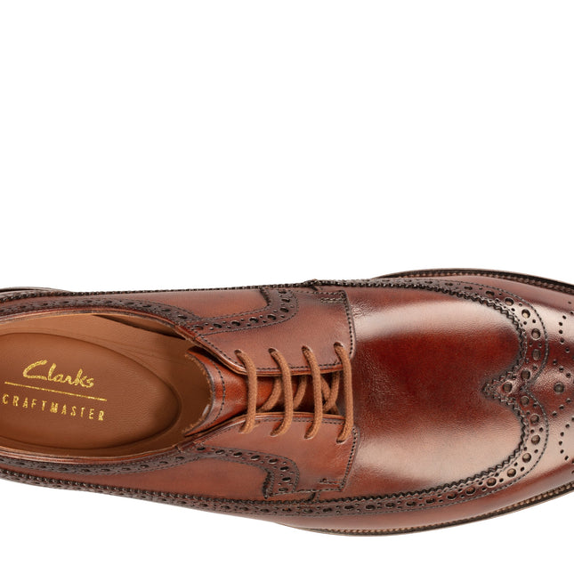 Clarks Oliver Wing Dark Tan Leather