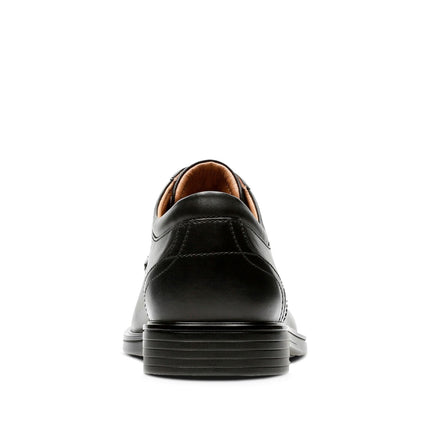 Clarks Un Aldric Park Black Leather - Wide Width