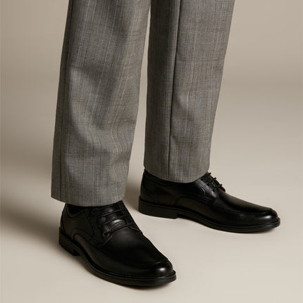 Clarks Un Aldric Park Black Leather - Wide Width