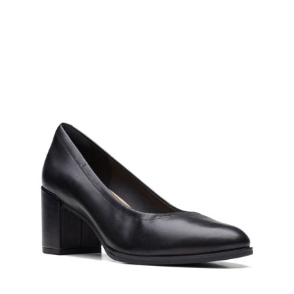 Clarks Freva55 Court Black Leather Standard Width