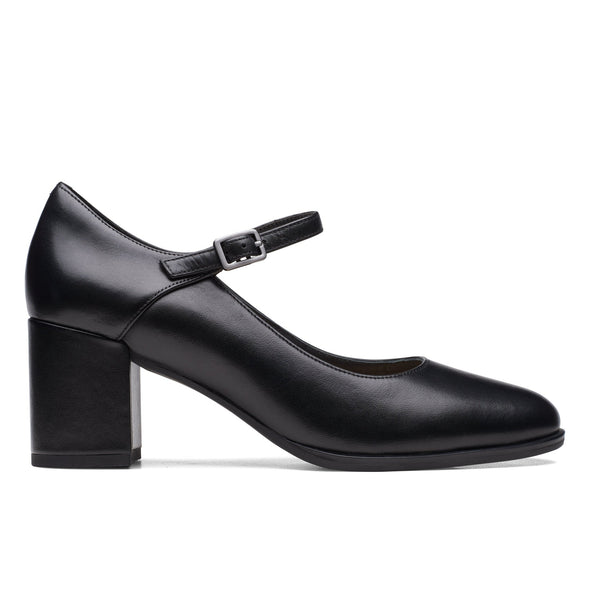 Clarks Freva55 Strap Black Leather