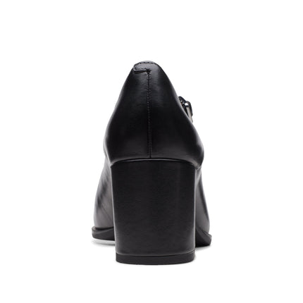 Clarks Freva55 Strap Black Leather