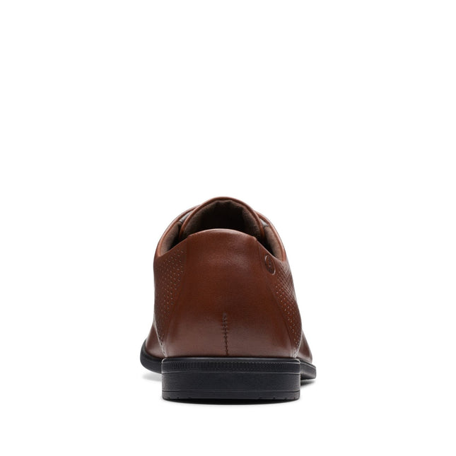 Clarks Boswyn Lace Dark Tan Leather - Standard Width