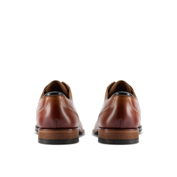 Clarks CraftArlo Lace Tan Leather - Standard Width