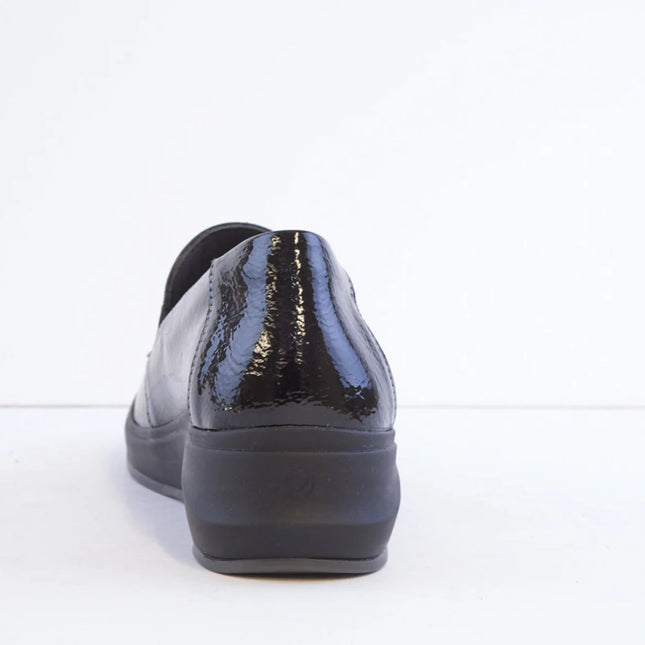 Suave Aoife 6091-21 Black Patent Shoe