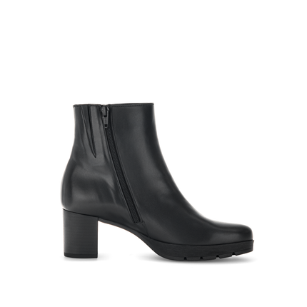 Gabor 72.071.57 Essential Black Leather Ankle Boot
