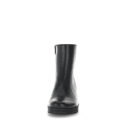 Gabor 72.071.57 Essential Black Leather Ankle Boot