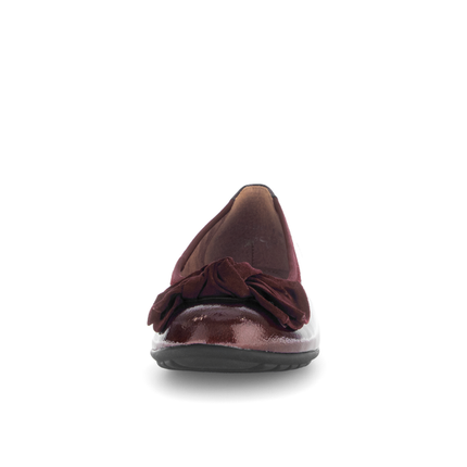 Gabor 72.621.88 Sage Burgundy Patent Flat Pump