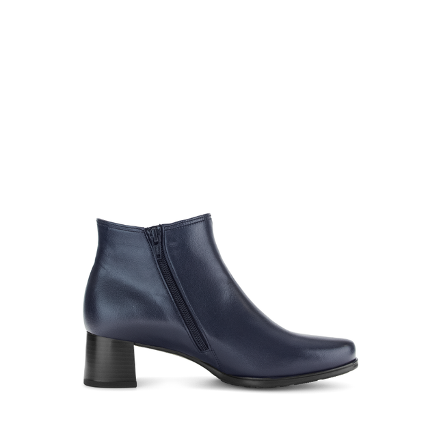 Gabor 72.827.56 Keegan 3 Navy Leather Ankle Boot