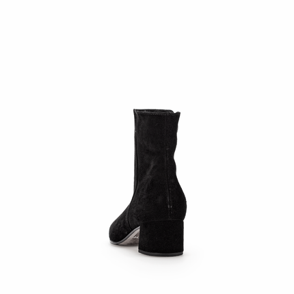 Gabor 75.680.17 Abbey Black Suede Ankle Boot