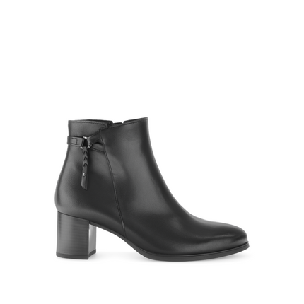 Gabor 75.692.27 Bonn Black Leather Ankle Boot