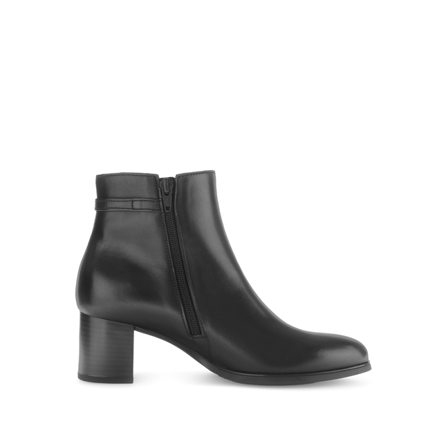 Gabor 75.692.27 Bonn Black Leather Ankle Boot