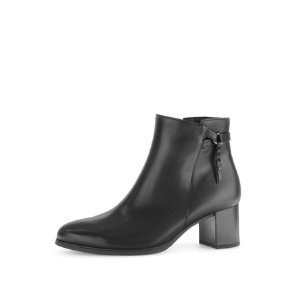 Gabor 75.692.27 Bonn Black Leather Ankle Boot