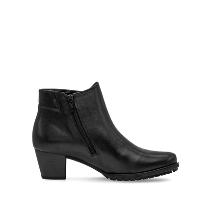 Gabor 76.603.57 Olivetti Black Leather Ankle Boot