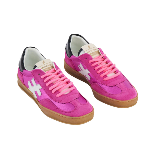 Another Trend Iconic Pink