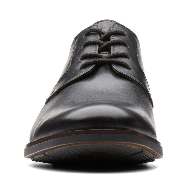 Clarks Becken Plain Black Leather