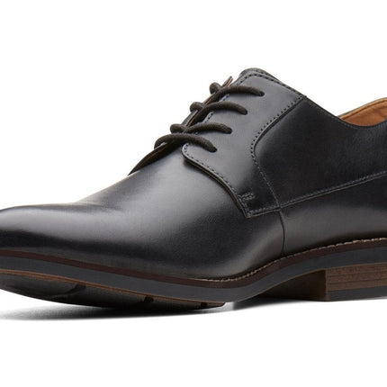 Clarks Becken Plain Black Leather