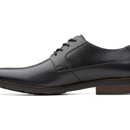 Clarks Becken Plain Black Leather