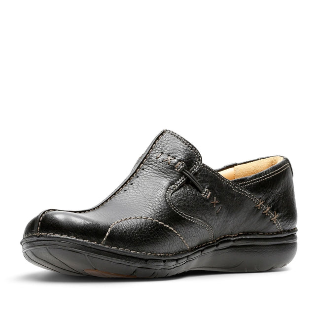 Clarks Un Loop Black Leather Standard Width
