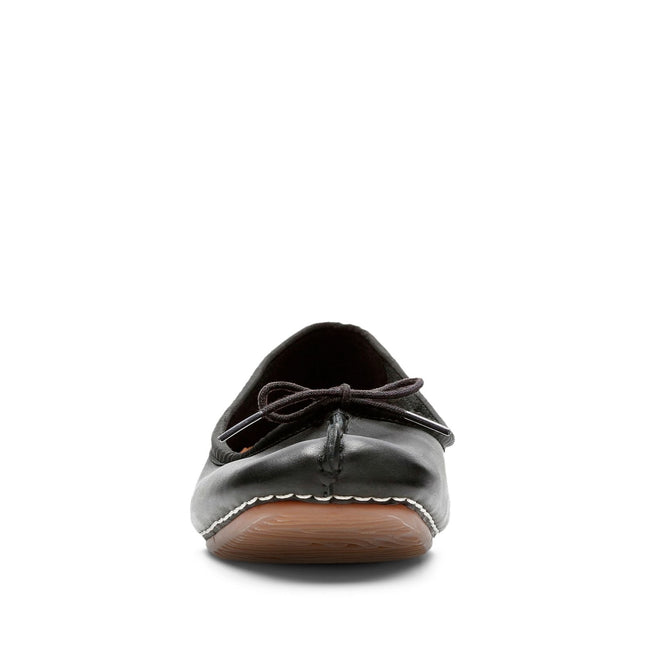 Clarks Freckle Ice Black Leather