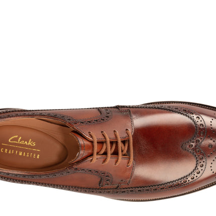 Clarks Oliver Wing Dark Tan Leather