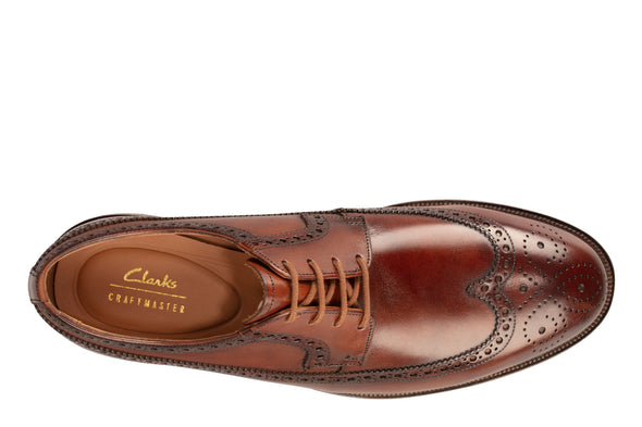 Clarks Oliver Wing Dark Tan Leather