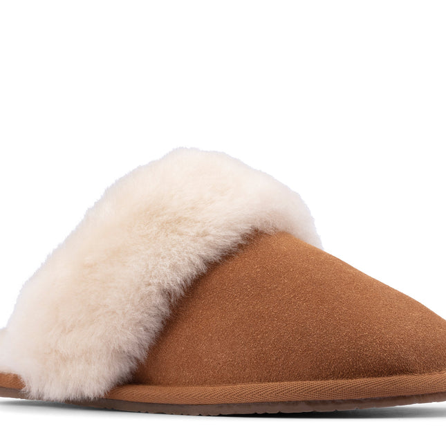 Clarks Warm Lux Tan Suede