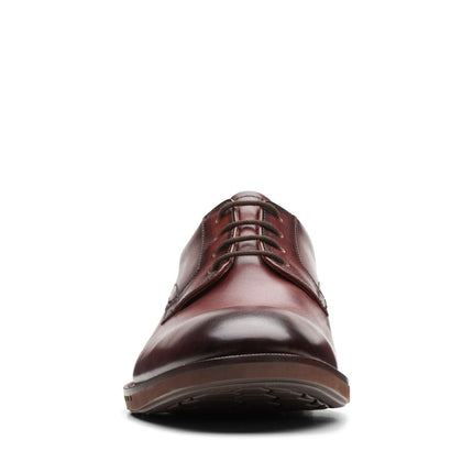 Clarks Un Hugh Lace Brown Leather - Standard Width