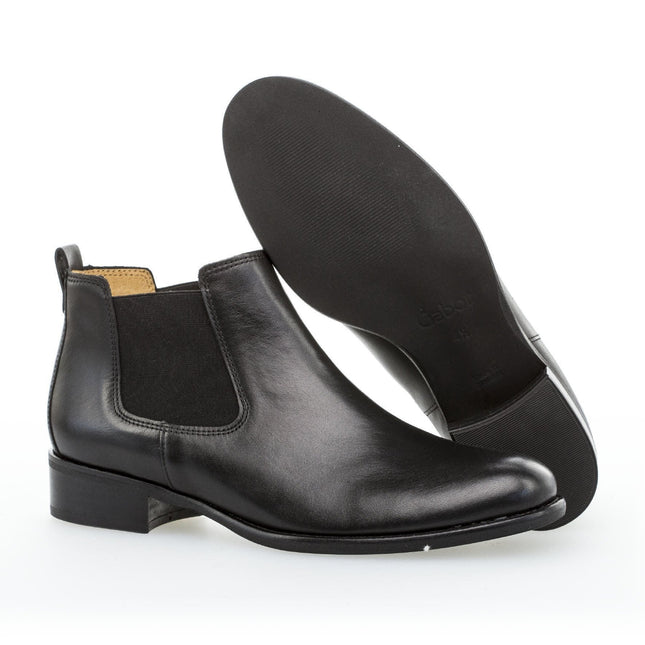 Gabor 71.640.27 Zodiac Black Leather Ankle Boot